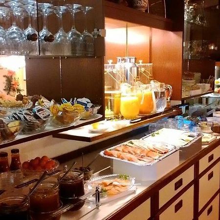 Hotel Luga Nuremberg Екстер'єр фото
